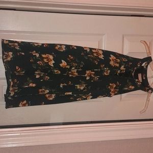 WOMENS SLEEVLESS DRESS